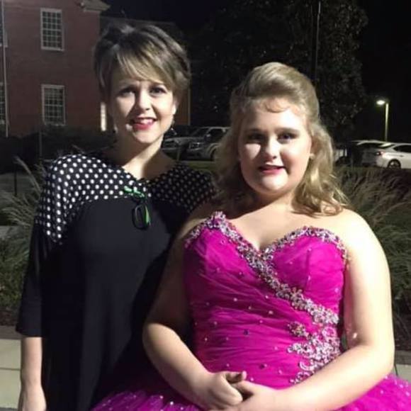 Meet your Posher, Michelle - Picture 1 of 1